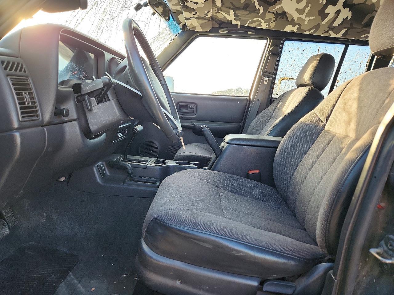 1999 Jeep Cherokee Sport - Image 7