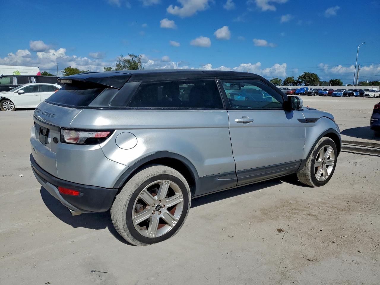 2013 Land Rover Range Rover Evoque Pure Plus - Фото 3