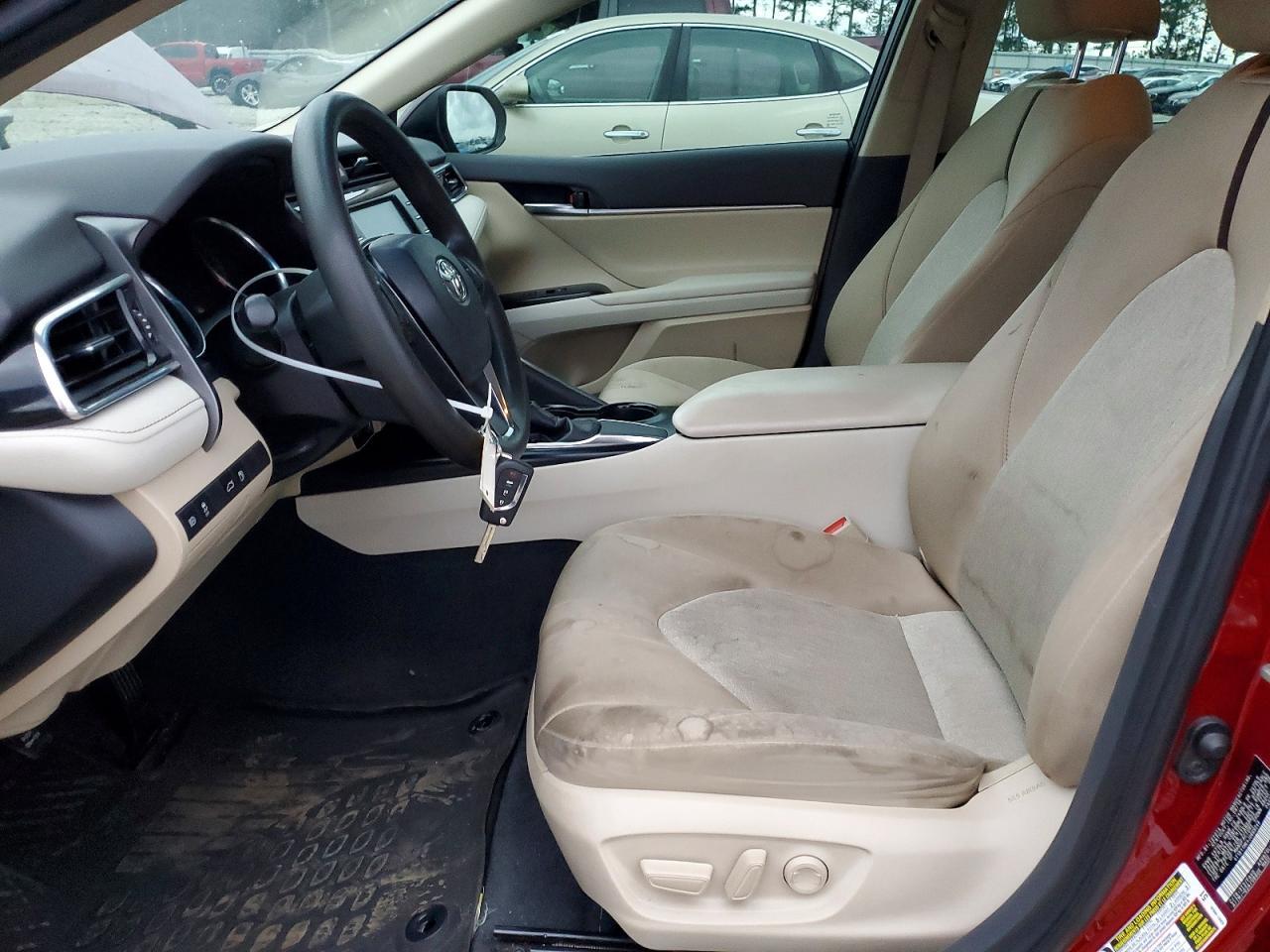 2018 Toyota Camry L - Image 7