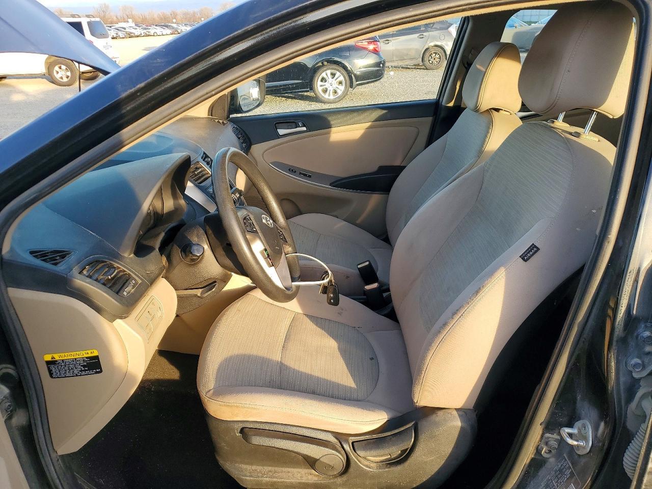 2016 Hyundai Accent Se - Фото 7