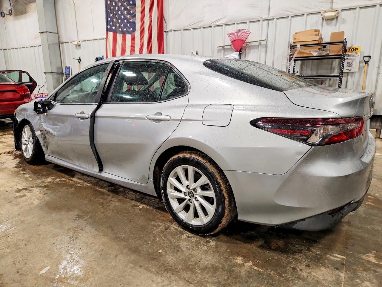 2021 Toyota Camry Le - Image 2