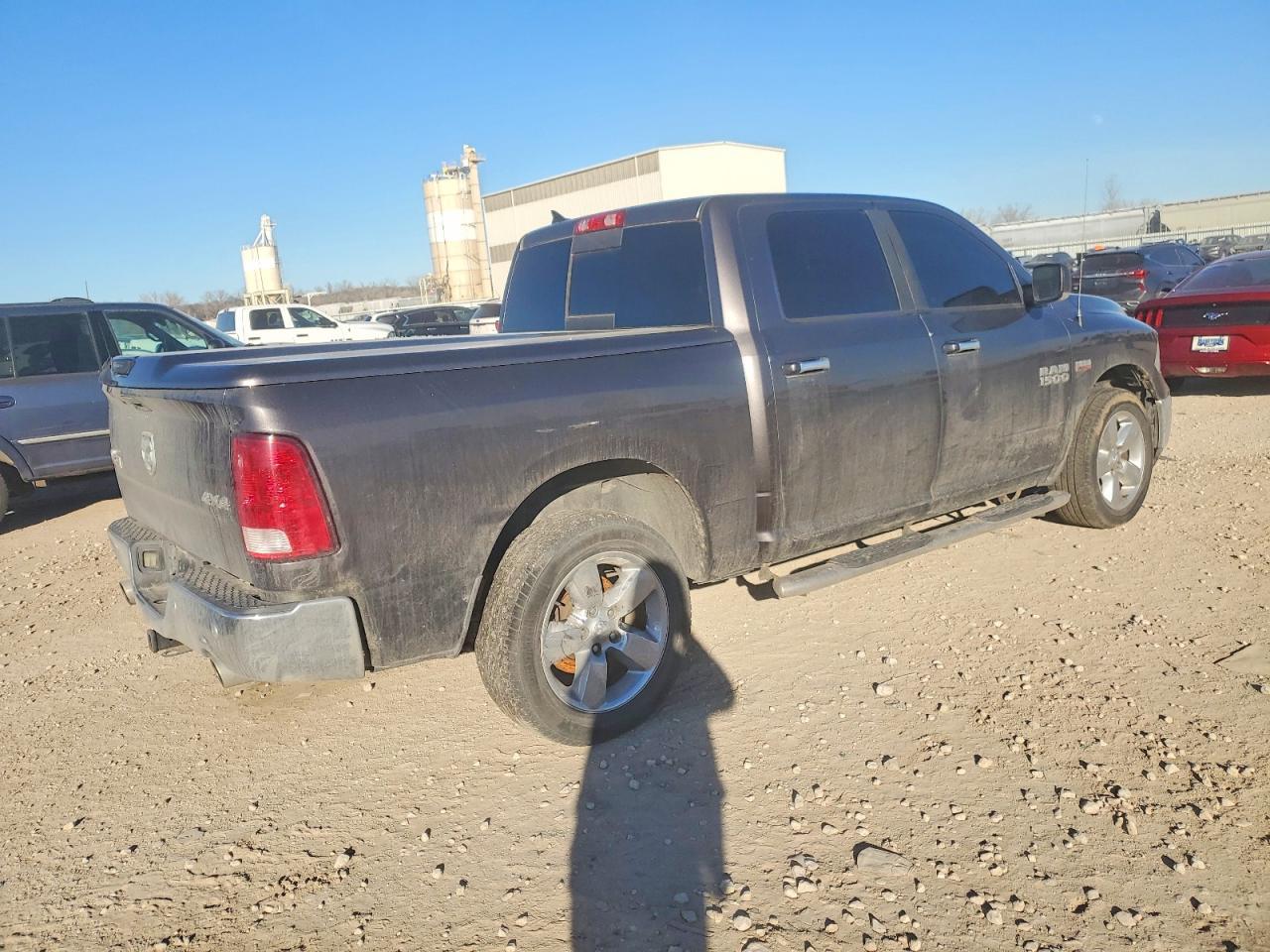2016 Ram 1500 Slt - Image 3