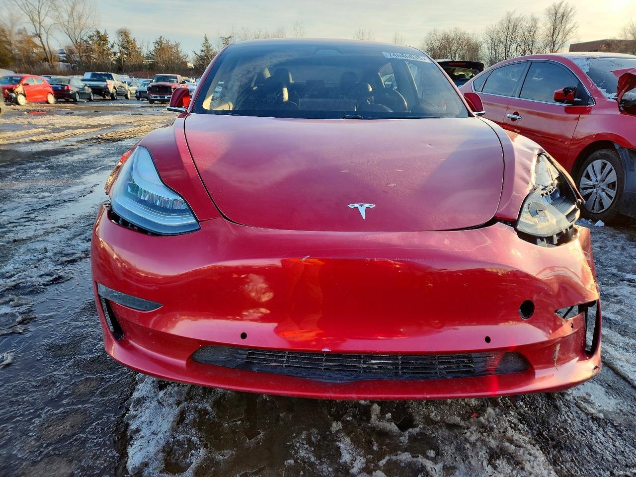 2018 Tesla Model 3 - Фото 5