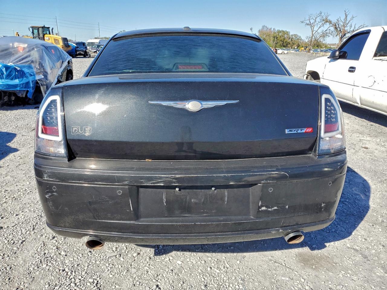 2007 Chrysler 300C Srt-8 - Image 6