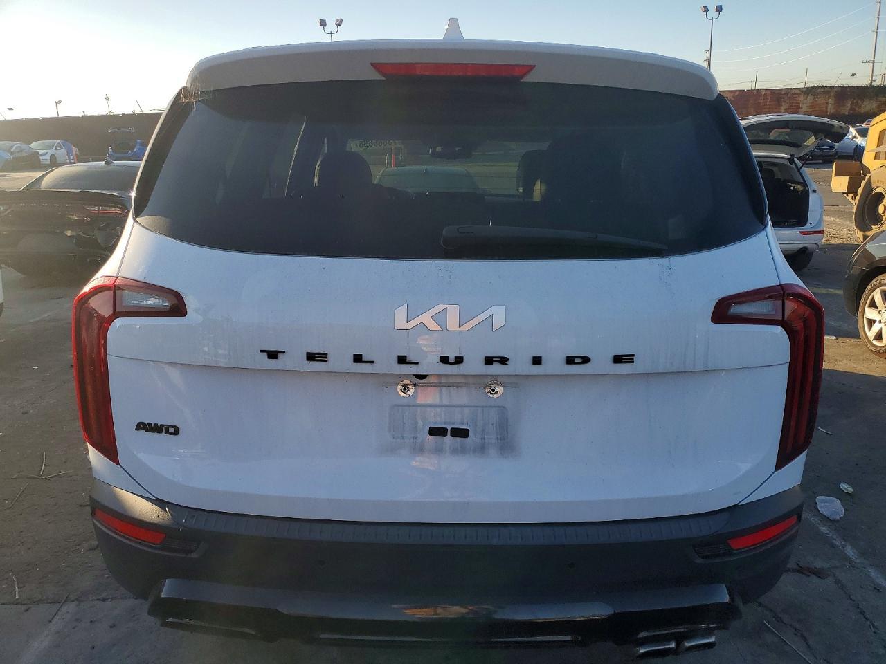 2022 Kia Telluride Ex - Image 6