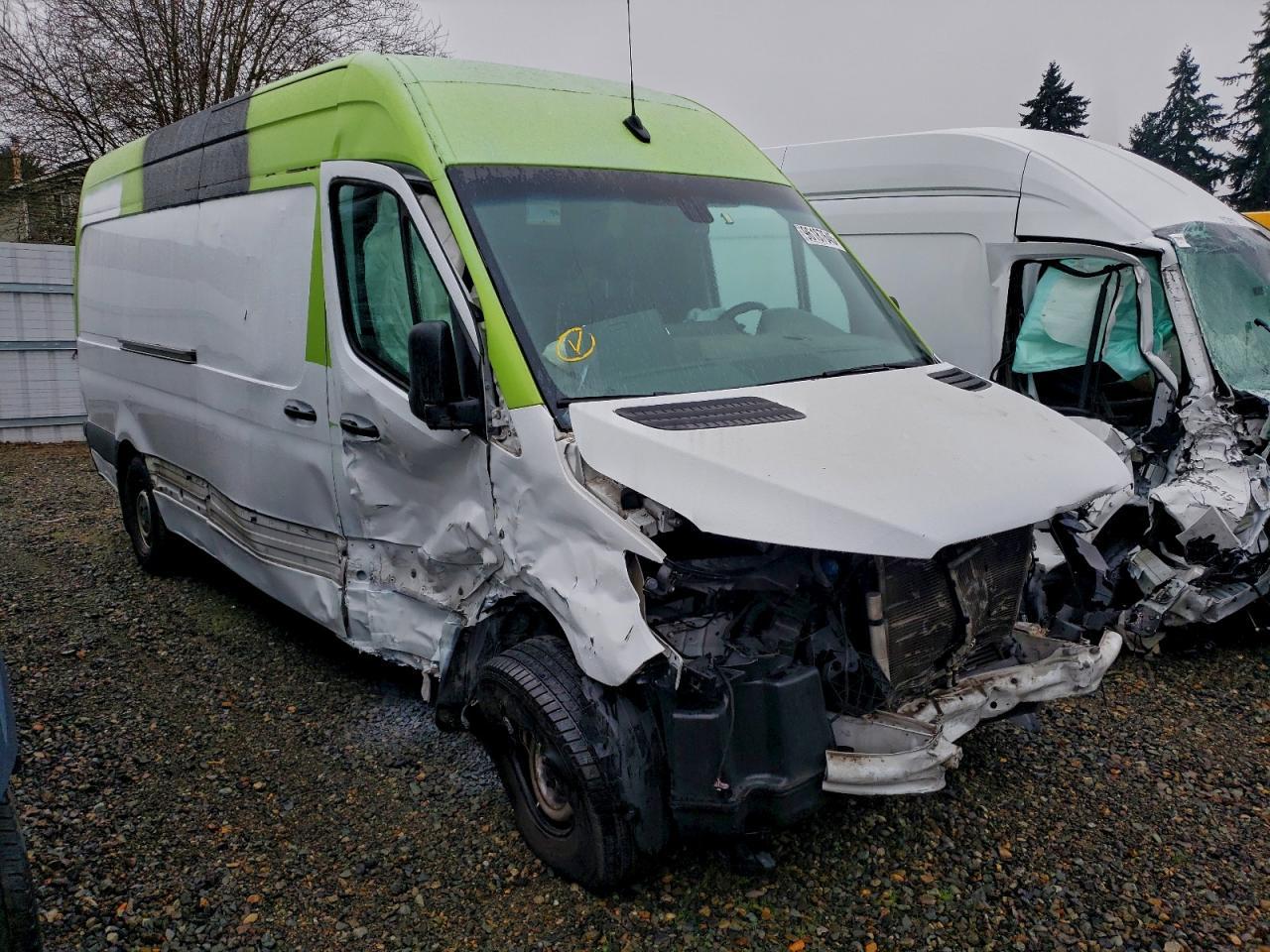 2019 Mercedes Benz Sprinter 2500/3500 Utility / Service Van - Фото 4