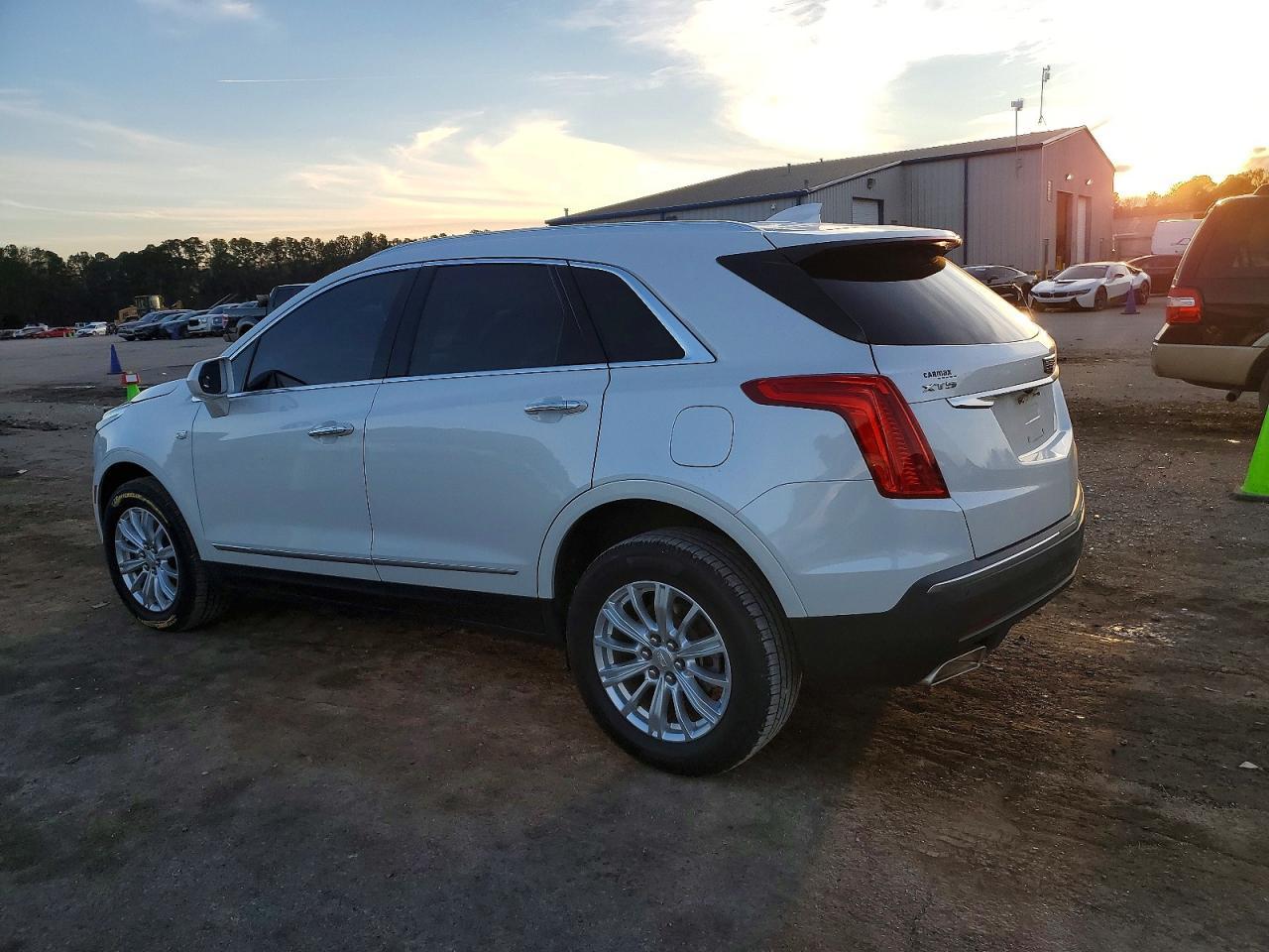 2019 Cadillac Xt5 - Фото 2