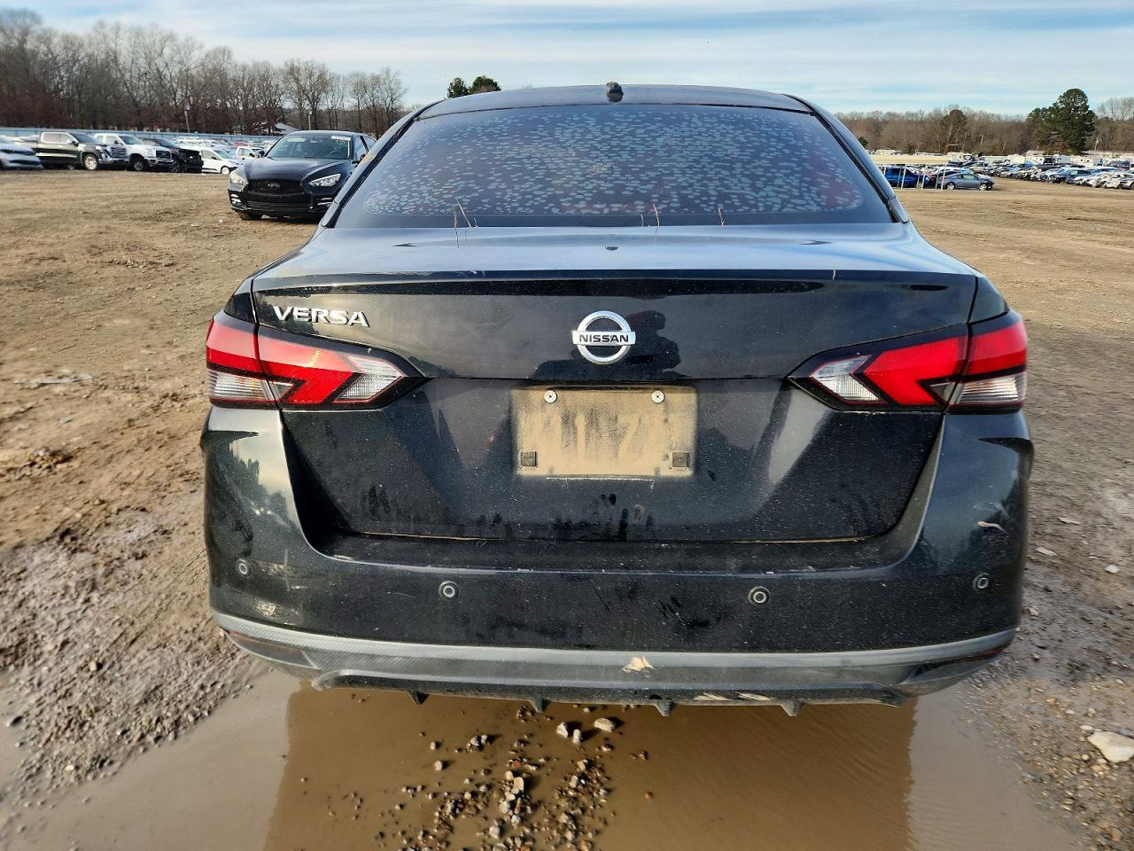 2021 Nissan Versa S - Image 6