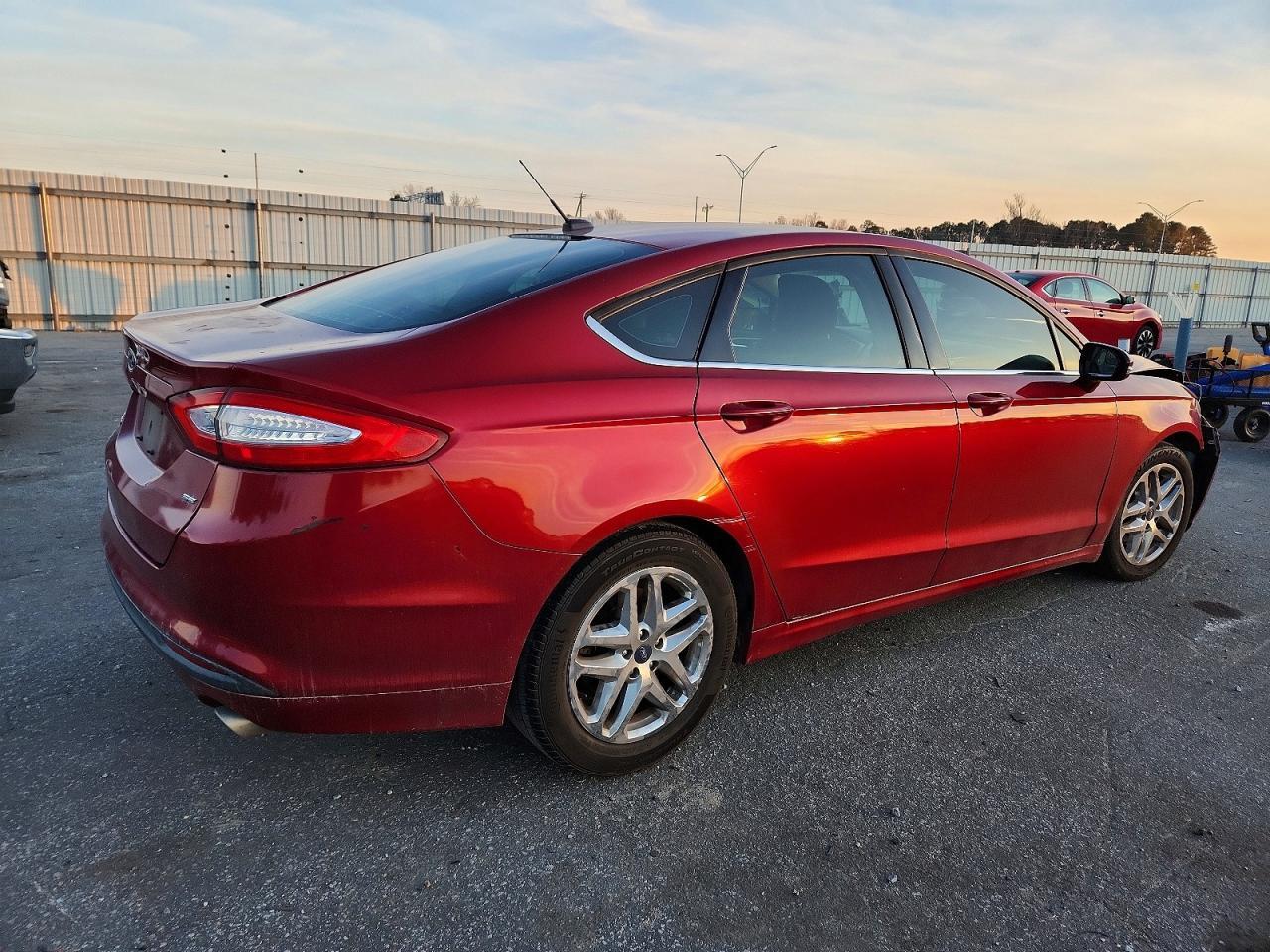 2016 Ford Fusion Se - Фото 3