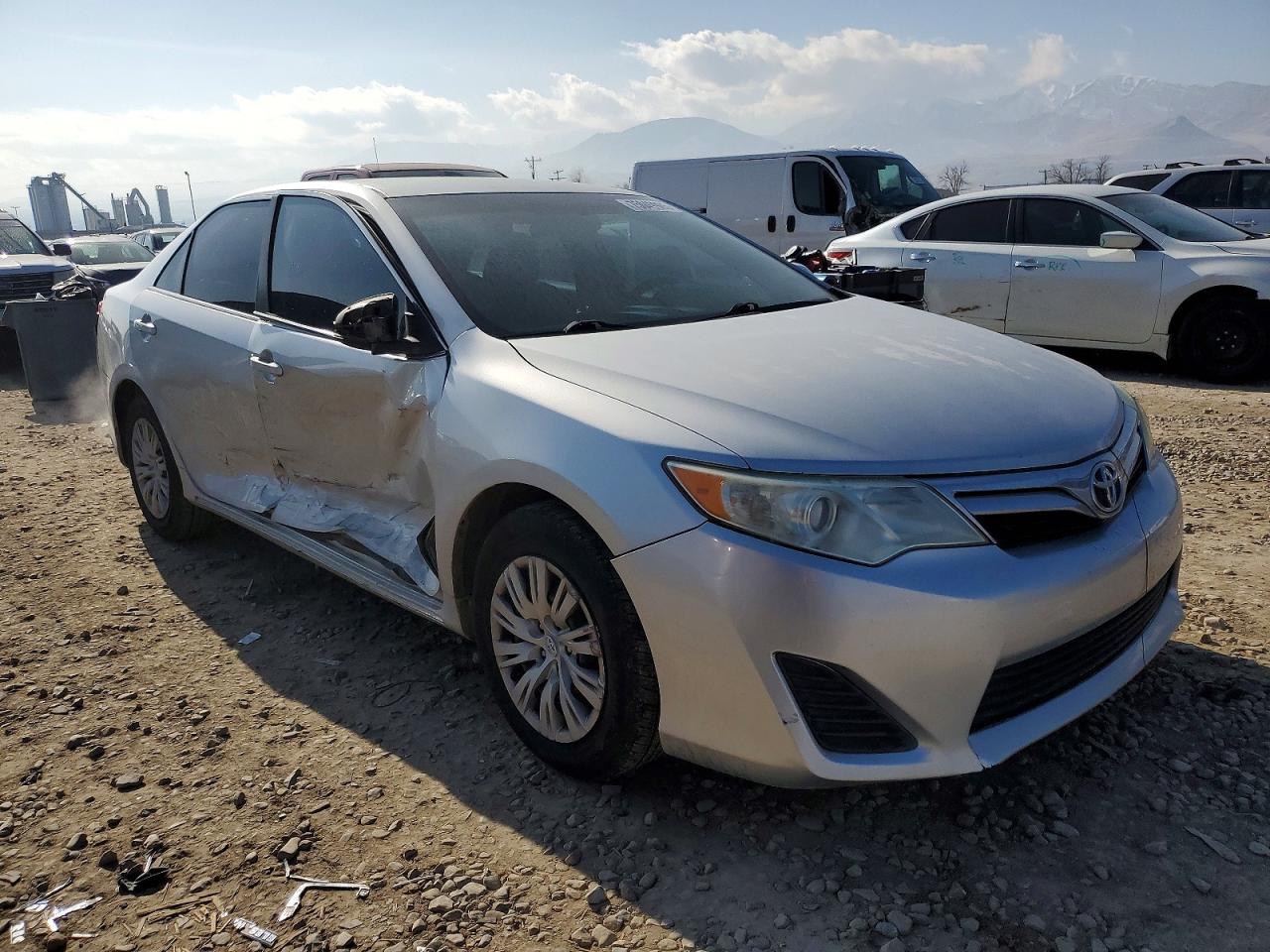 2012 Toyota Camry Base - Фото 4