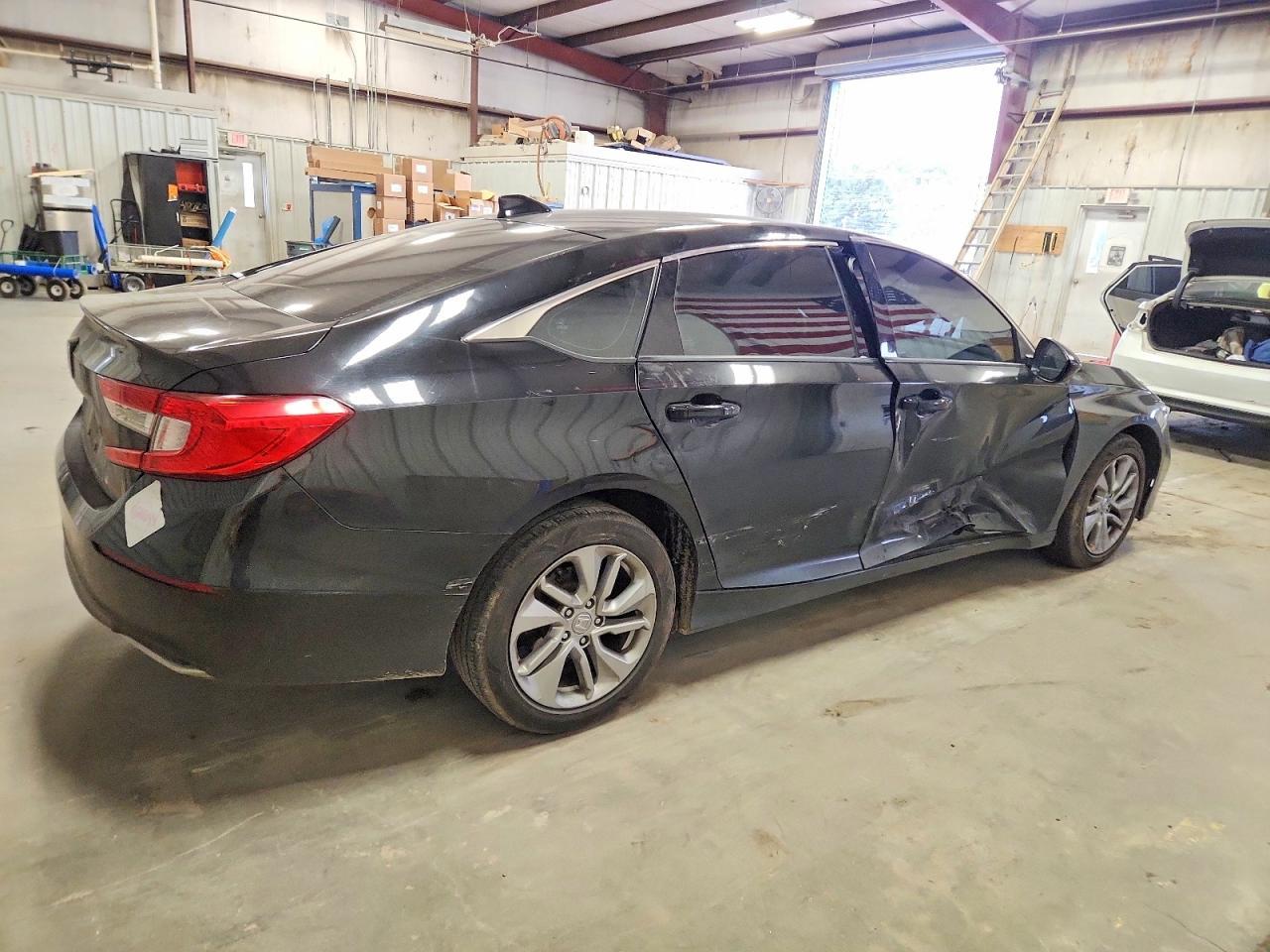 2019 Honda Accord Lx - Фото 3
