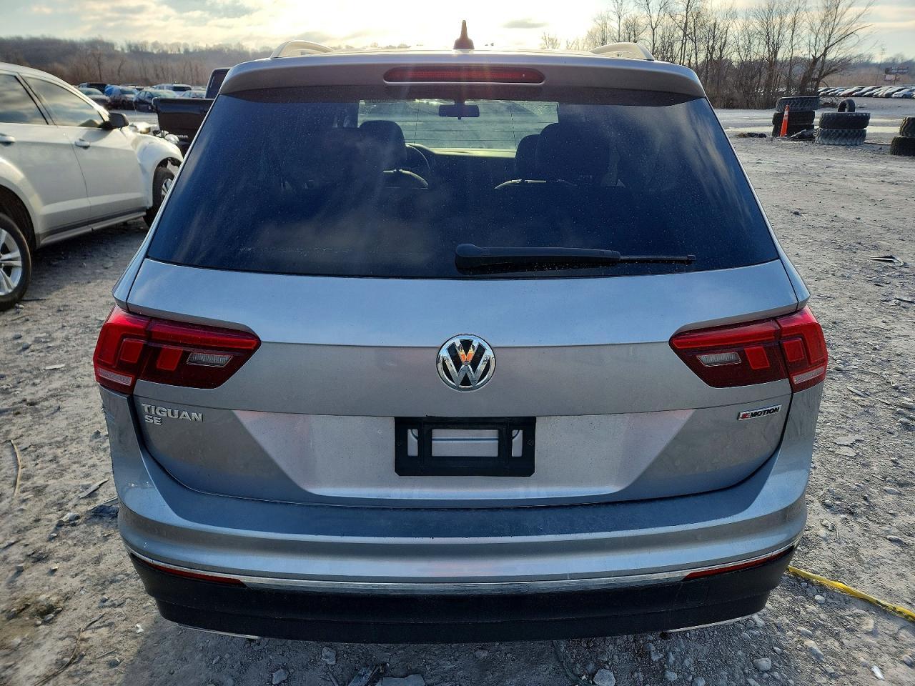 2021 Volkswagen Tiguan Se - Фото 6