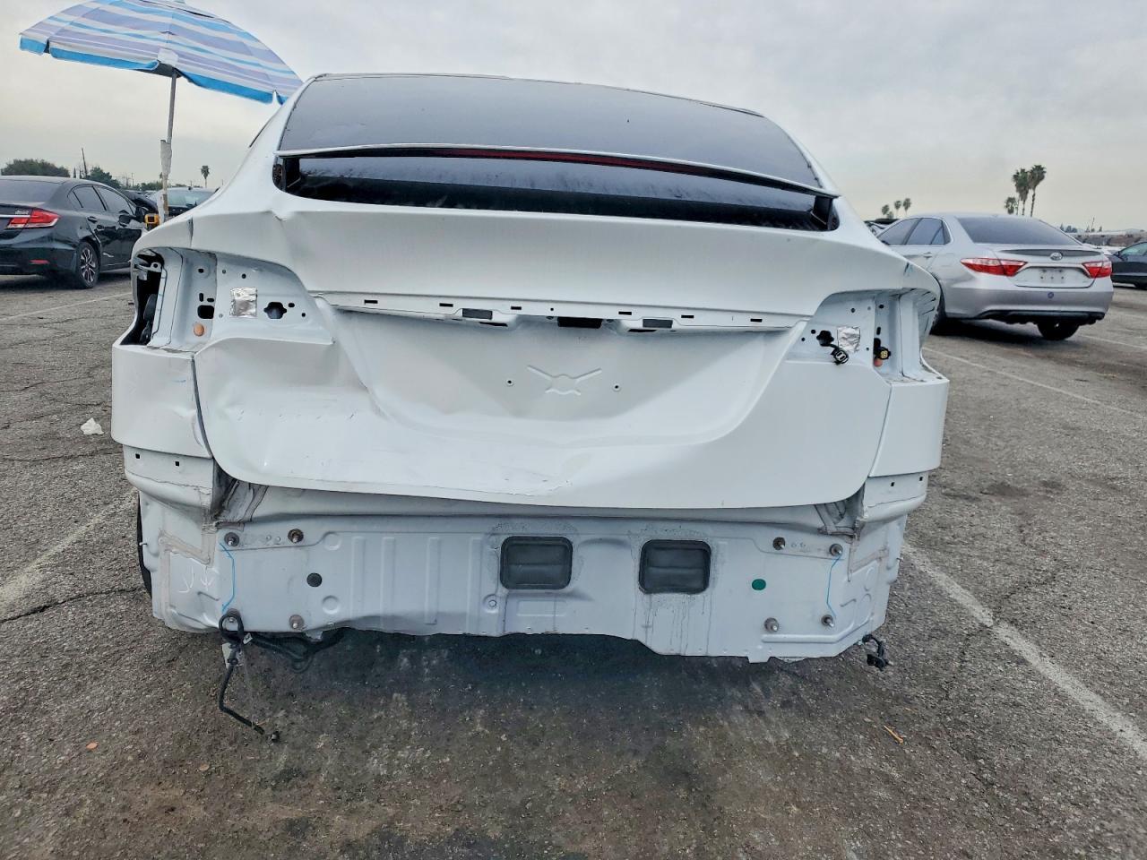 2023 Tesla Model X - Image 6