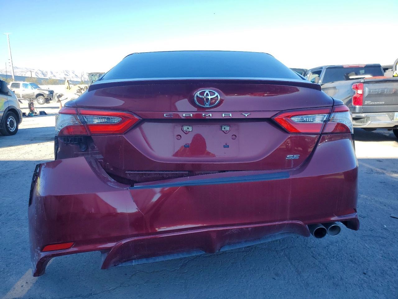 2018 Toyota Camry L - Image 6