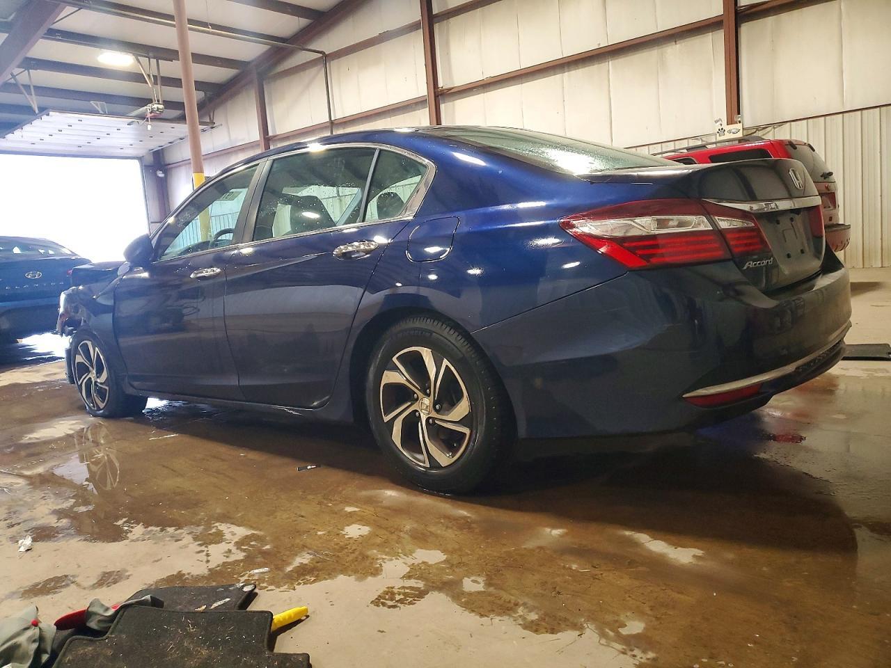 2017 Honda Accord - Фото 2