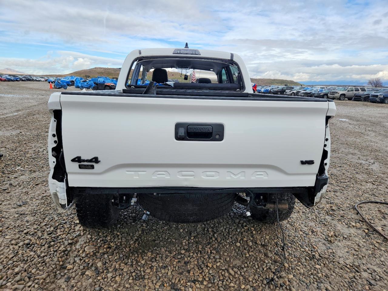 2023 Toyota Tacoma Double Cab - Фото 6