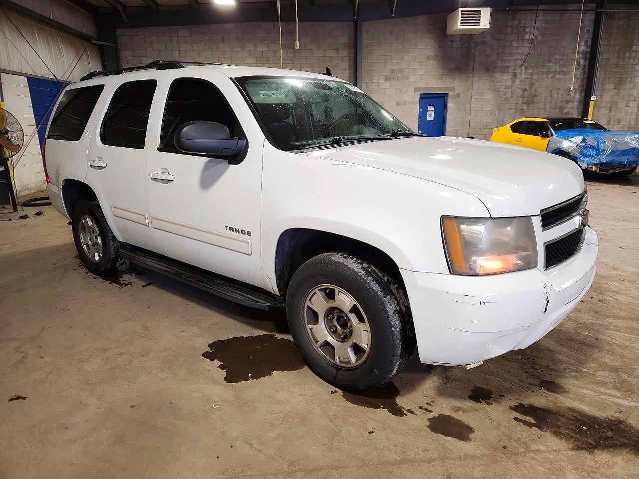 2010 Chevrolet Tahoe K1500 Lt - Image 4