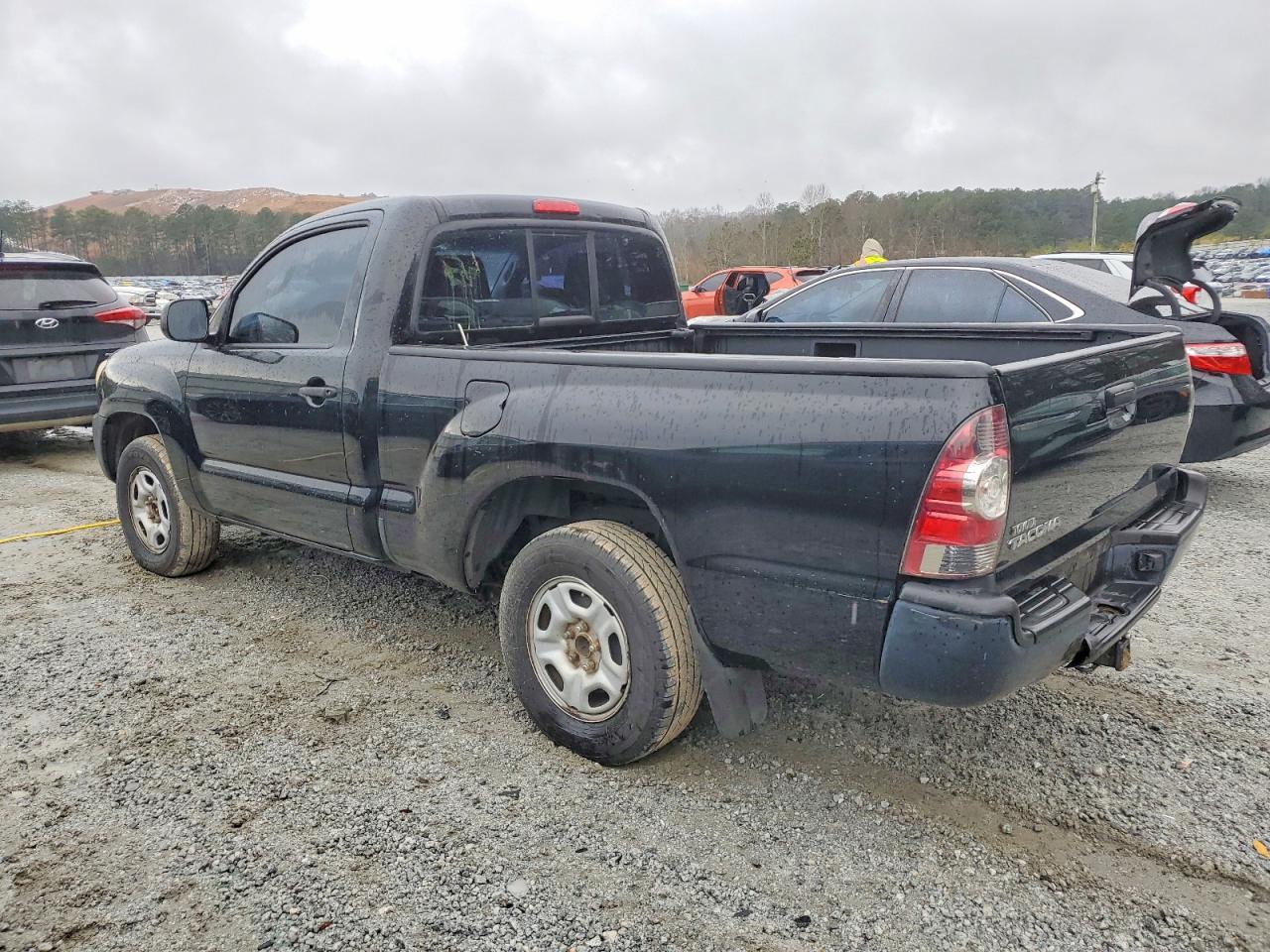 2011 Toyota Tacoma - Image 2