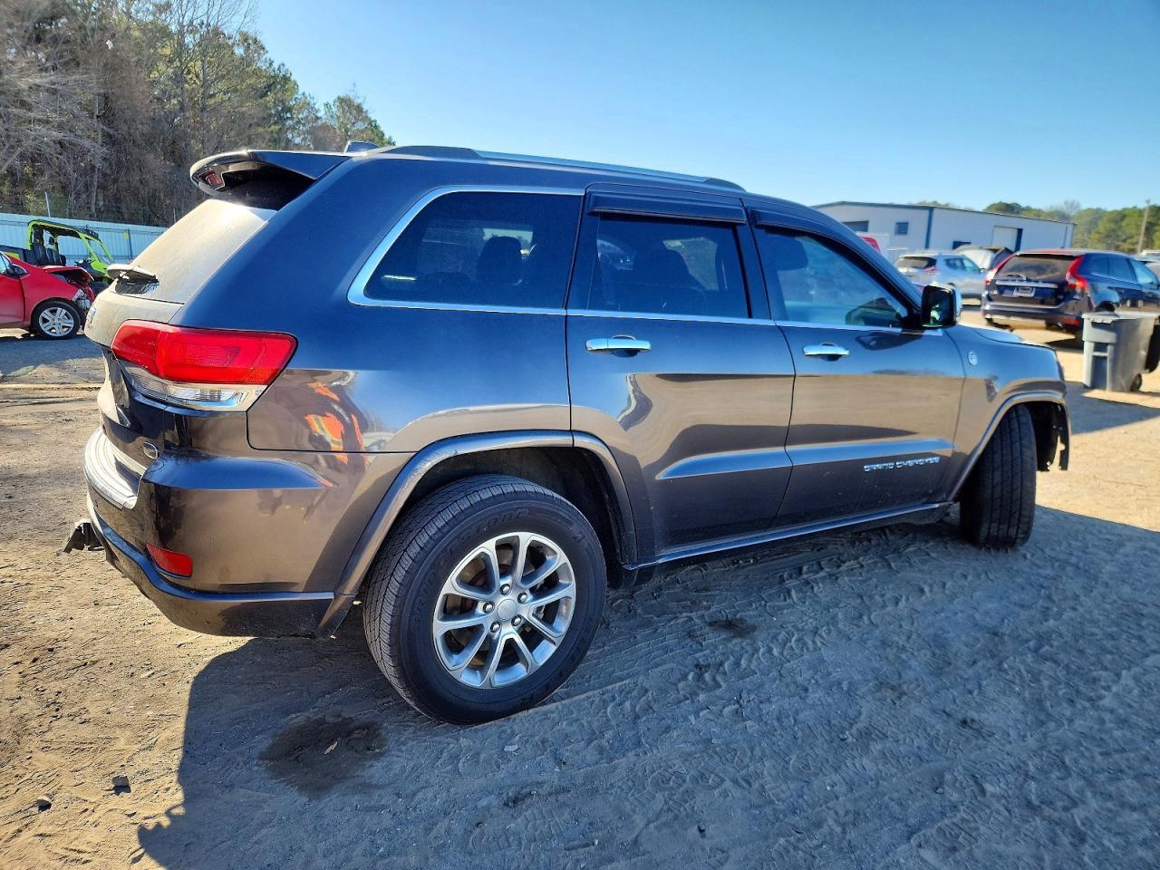 2016 Jeep Grand Cherokee Overland - Image 3