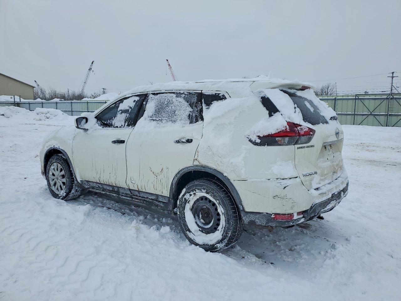 2018 Nissan Rogue S - Фото 2