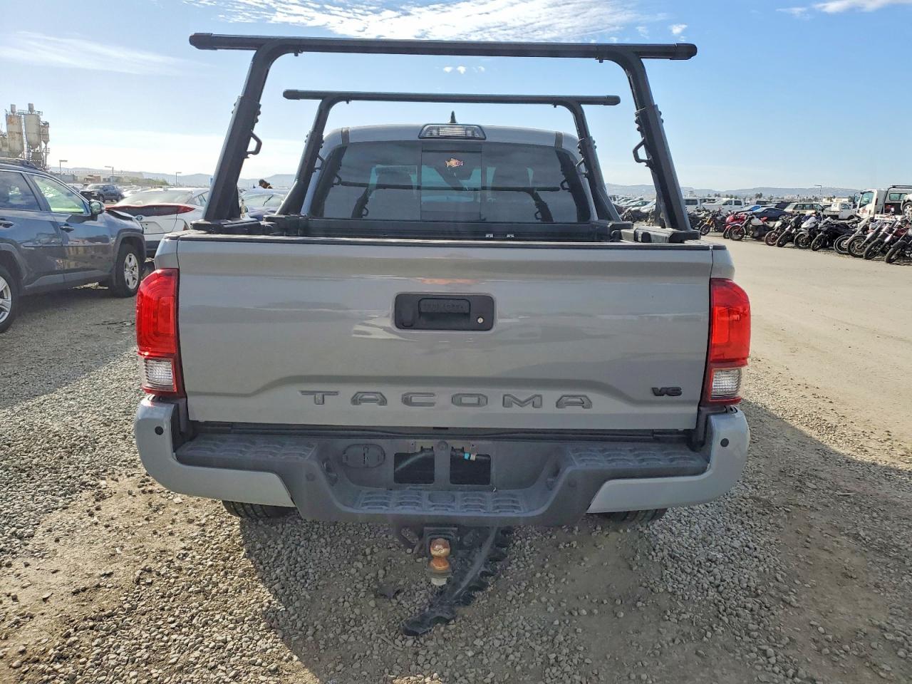 2019 Toyota Tacoma Double Cab - Фото 6
