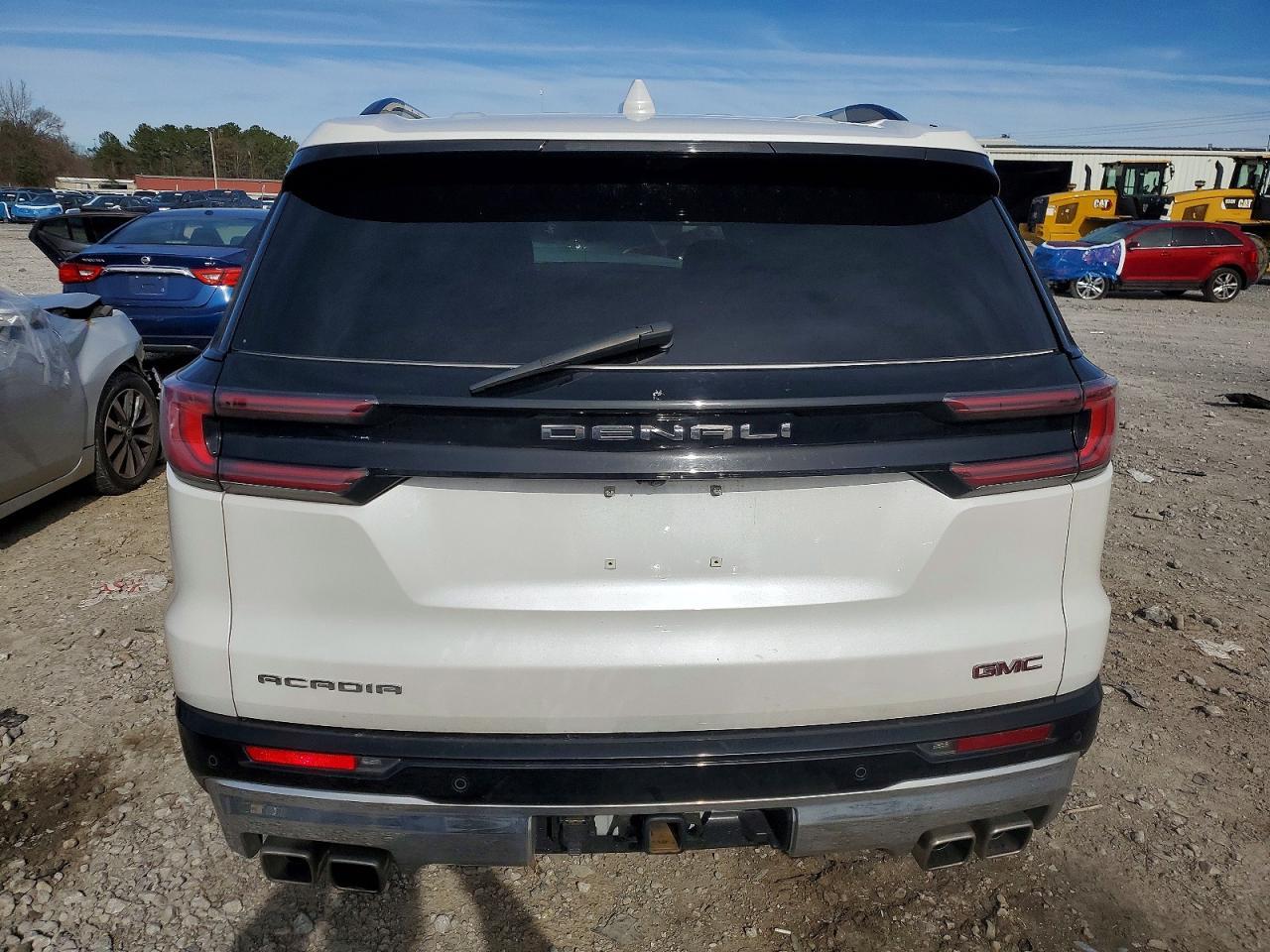 2024 GMC Acadia Denali - Image 6