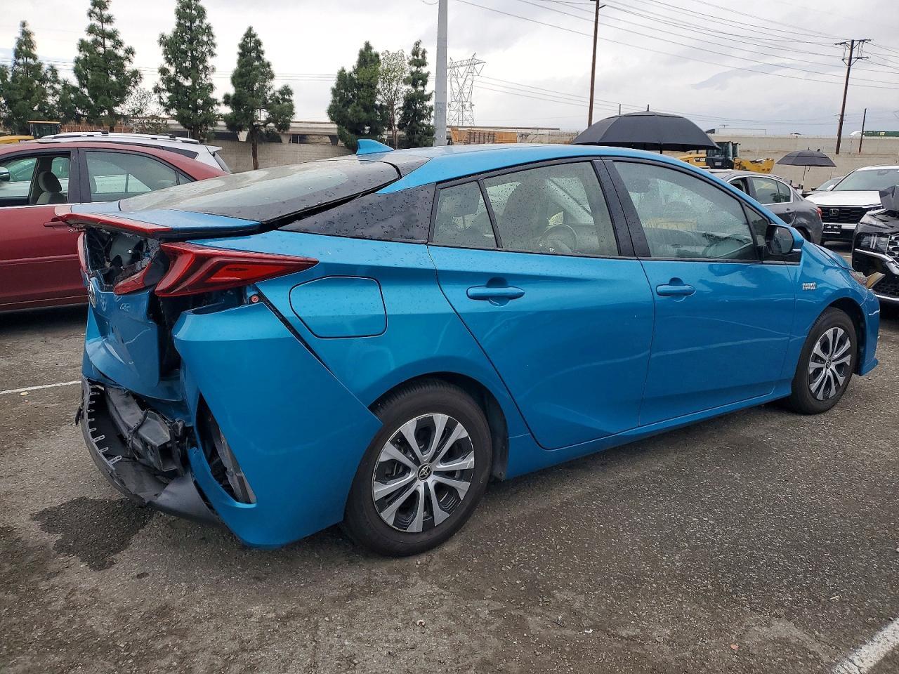 2017 Toyota Prius Prime - Фото 3