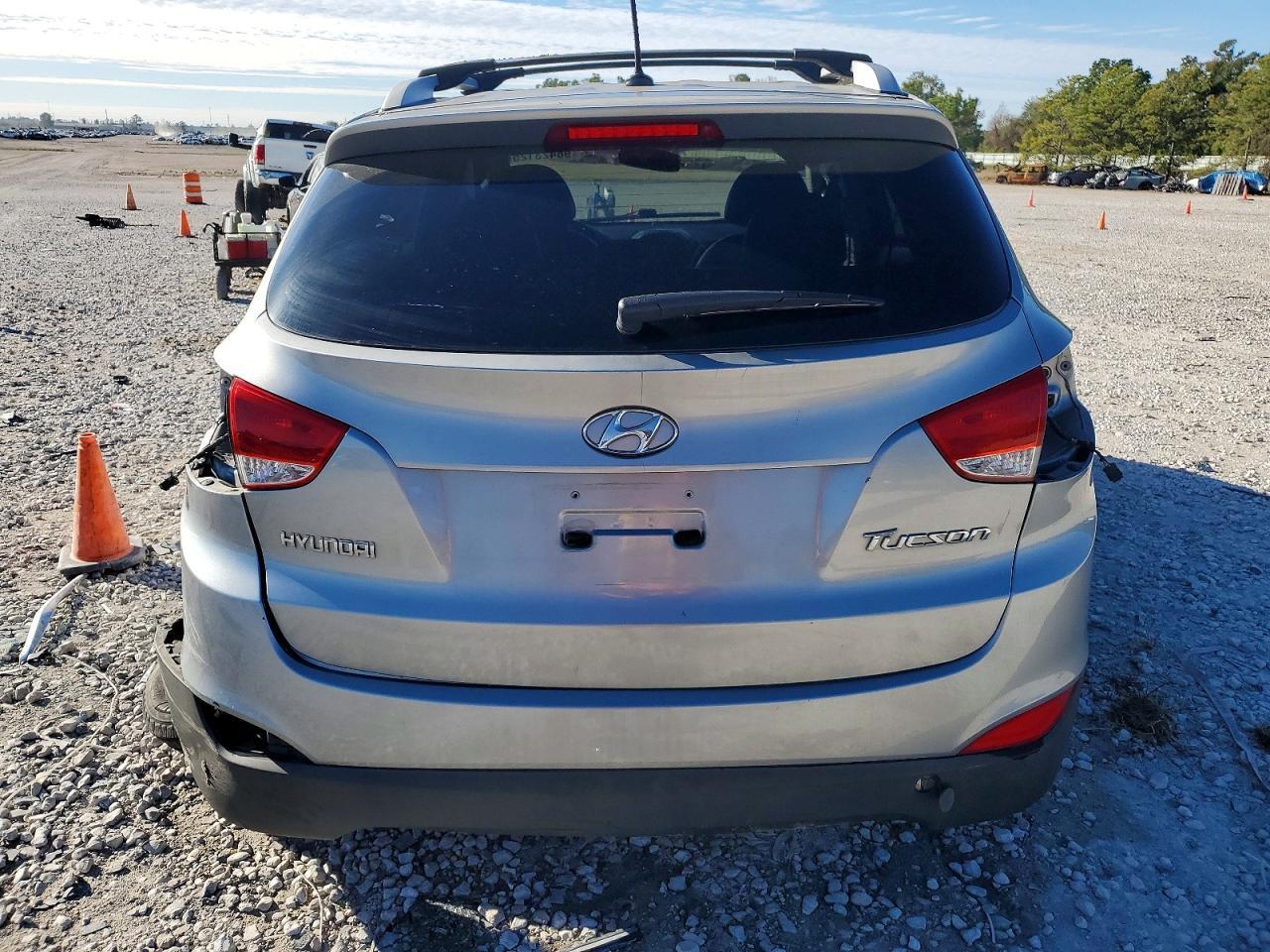 2012 Hyundai Tucson Gls - Image 6