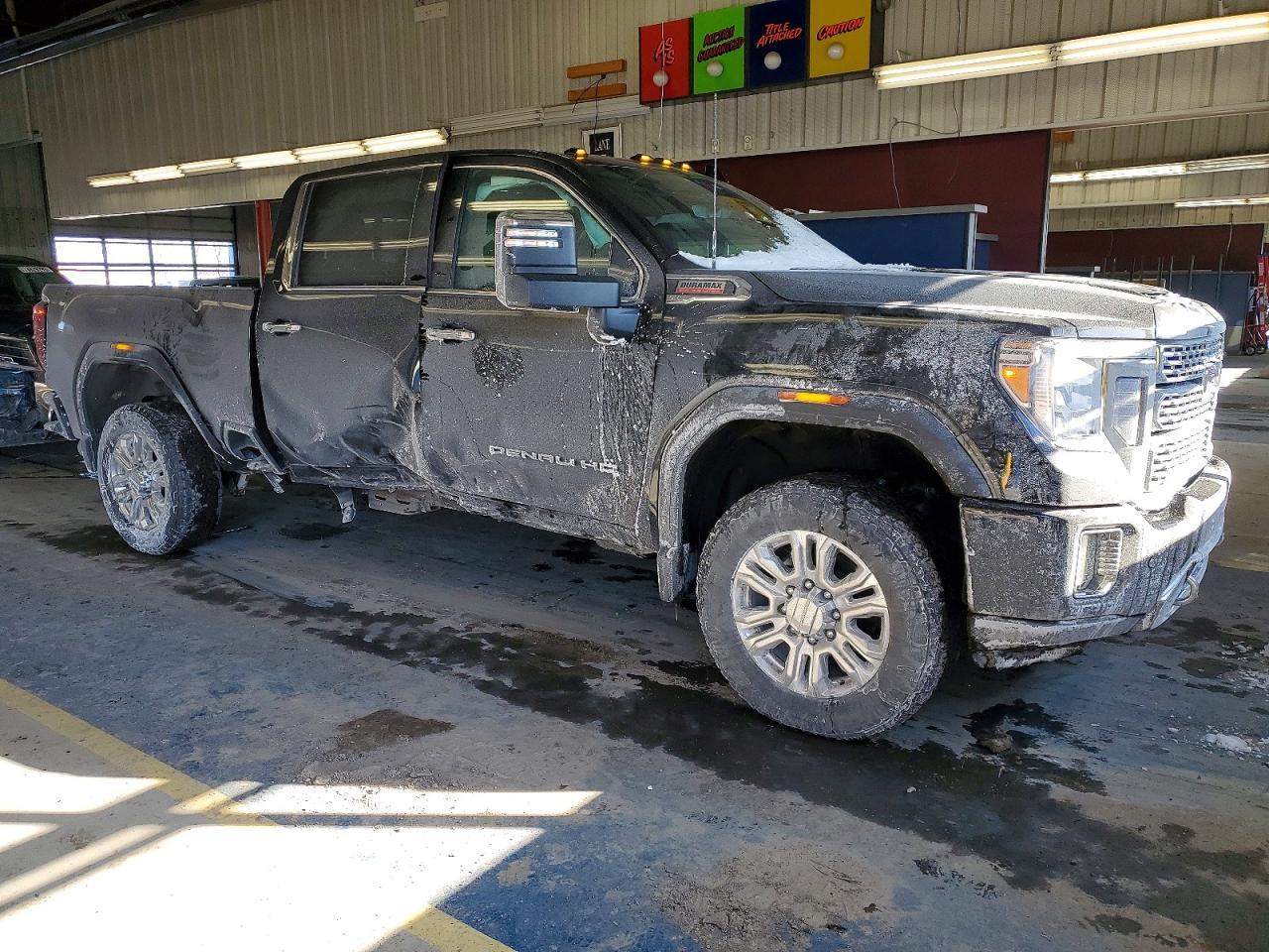 2022 GMC Sierra K2500 Denali - Image 4