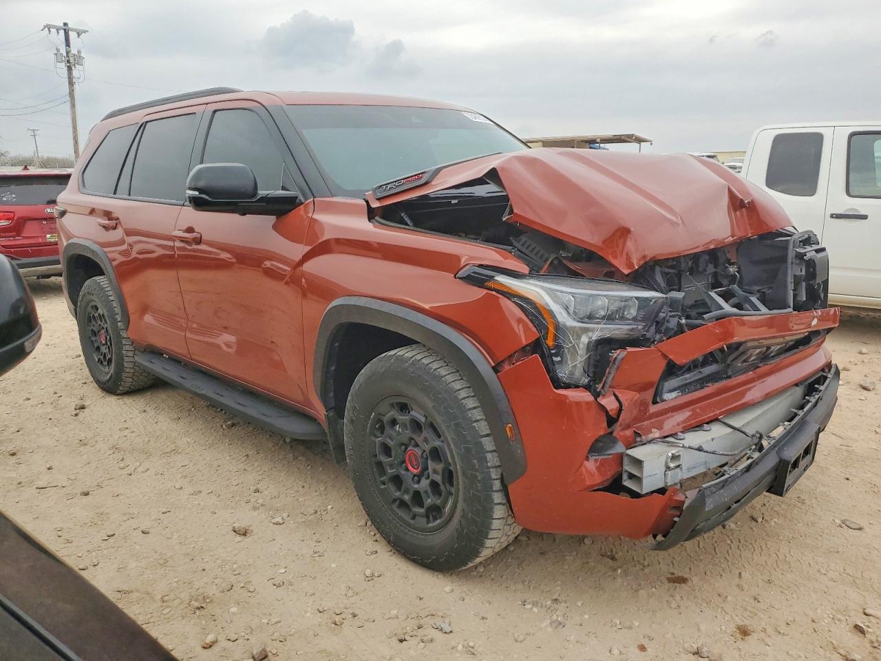 2024 Toyota Sequoia Sr5 - Фото 4