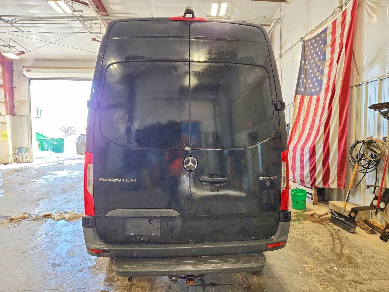 2020 Mercedes Benz Sprinter 2500 Delivery Van - Фото 6