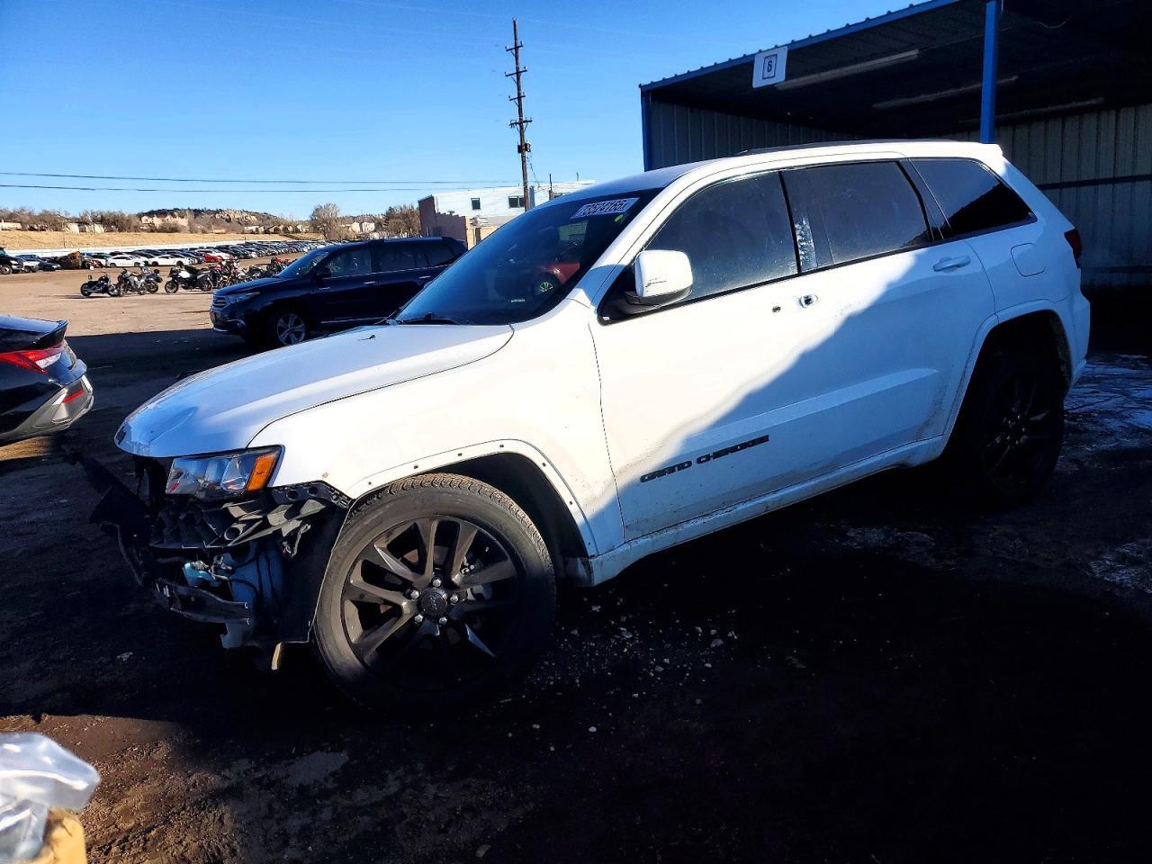 2020 Jeep Grand Cherokee Laredo