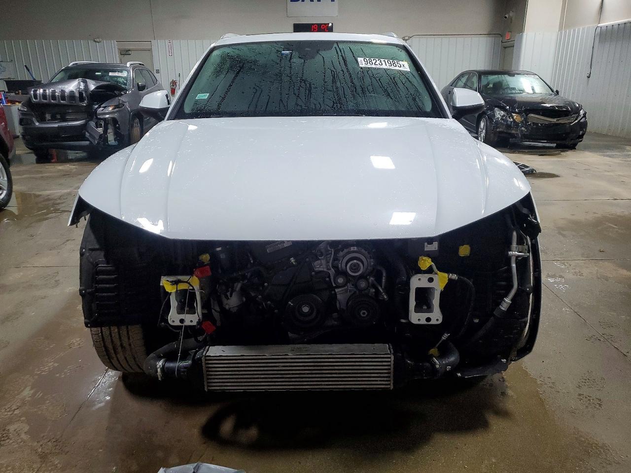 2021 Audi Q5 Premium Plus - Фото 5