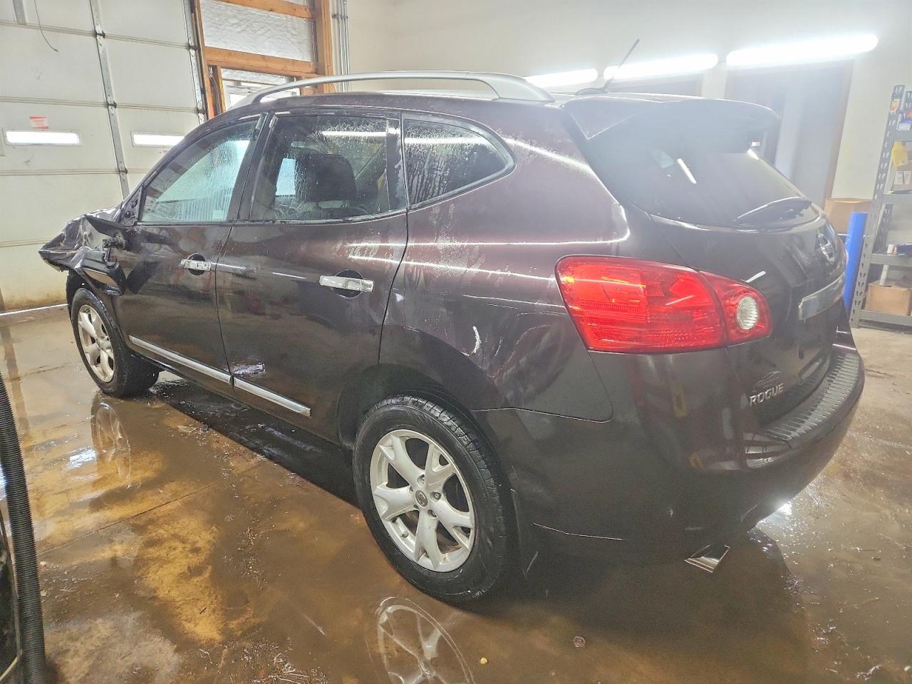 2011 Nissan Rogue S - Фото 2