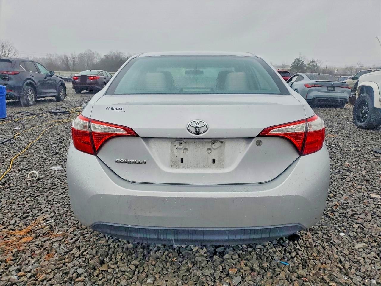 2015 Toyota Corolla L - Фото 6