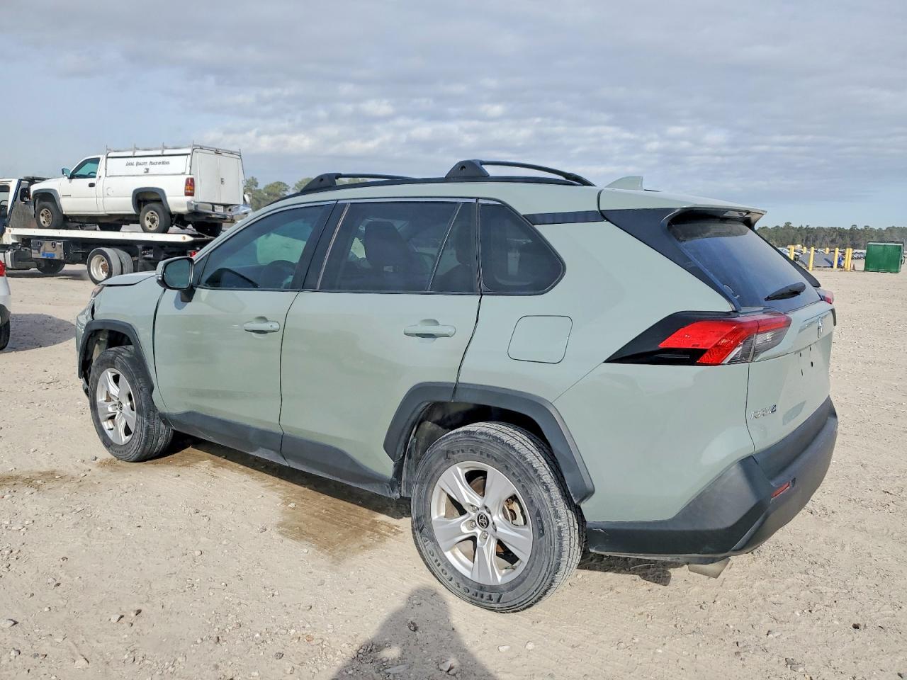 2021 Toyota Rav4 Xle - Фото 2