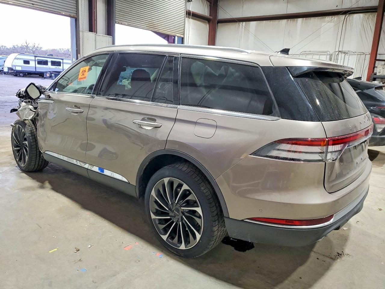 2021 Lincoln Aviator Reserve - Фото 2