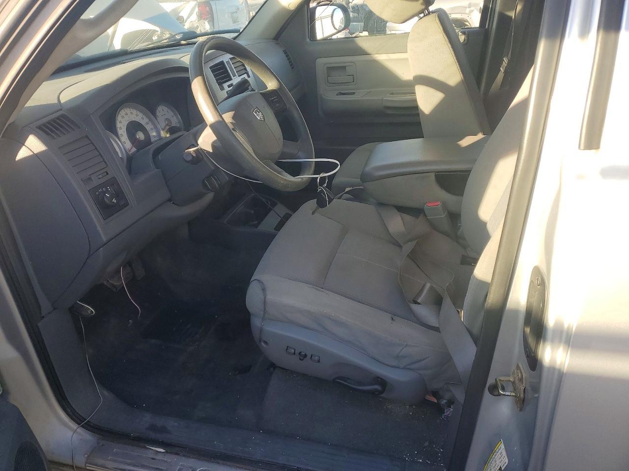 2006 Dodge Dakota Slt - Image 7
