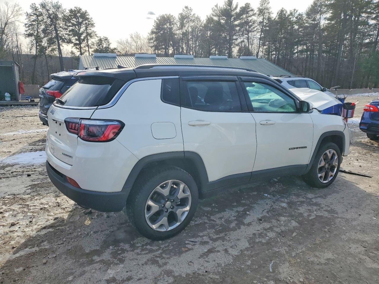2019 Jeep Compass Limited - Image 3