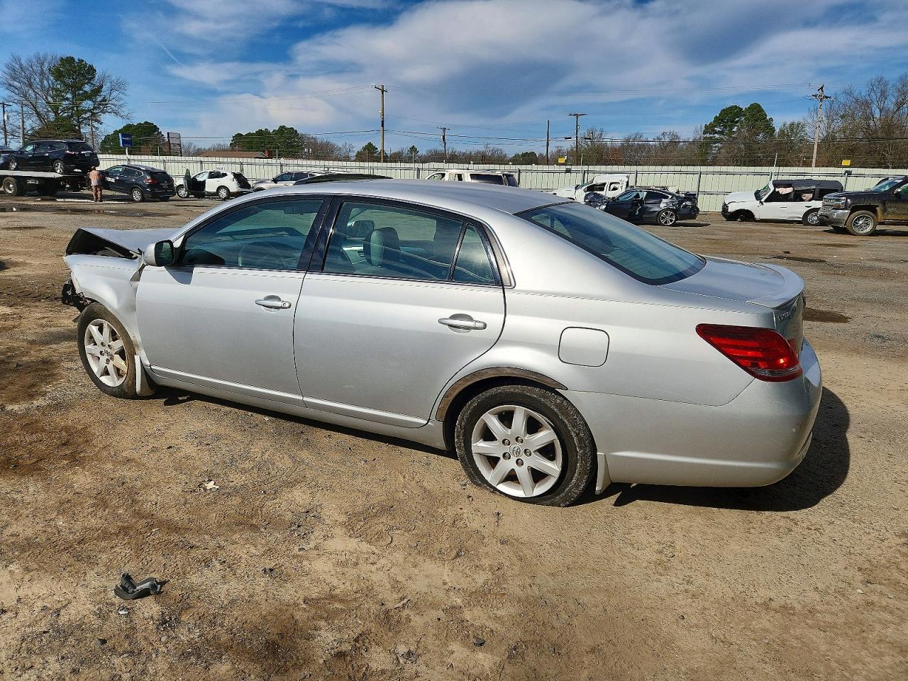 2006 Toyota Avalon Xl - Image 2