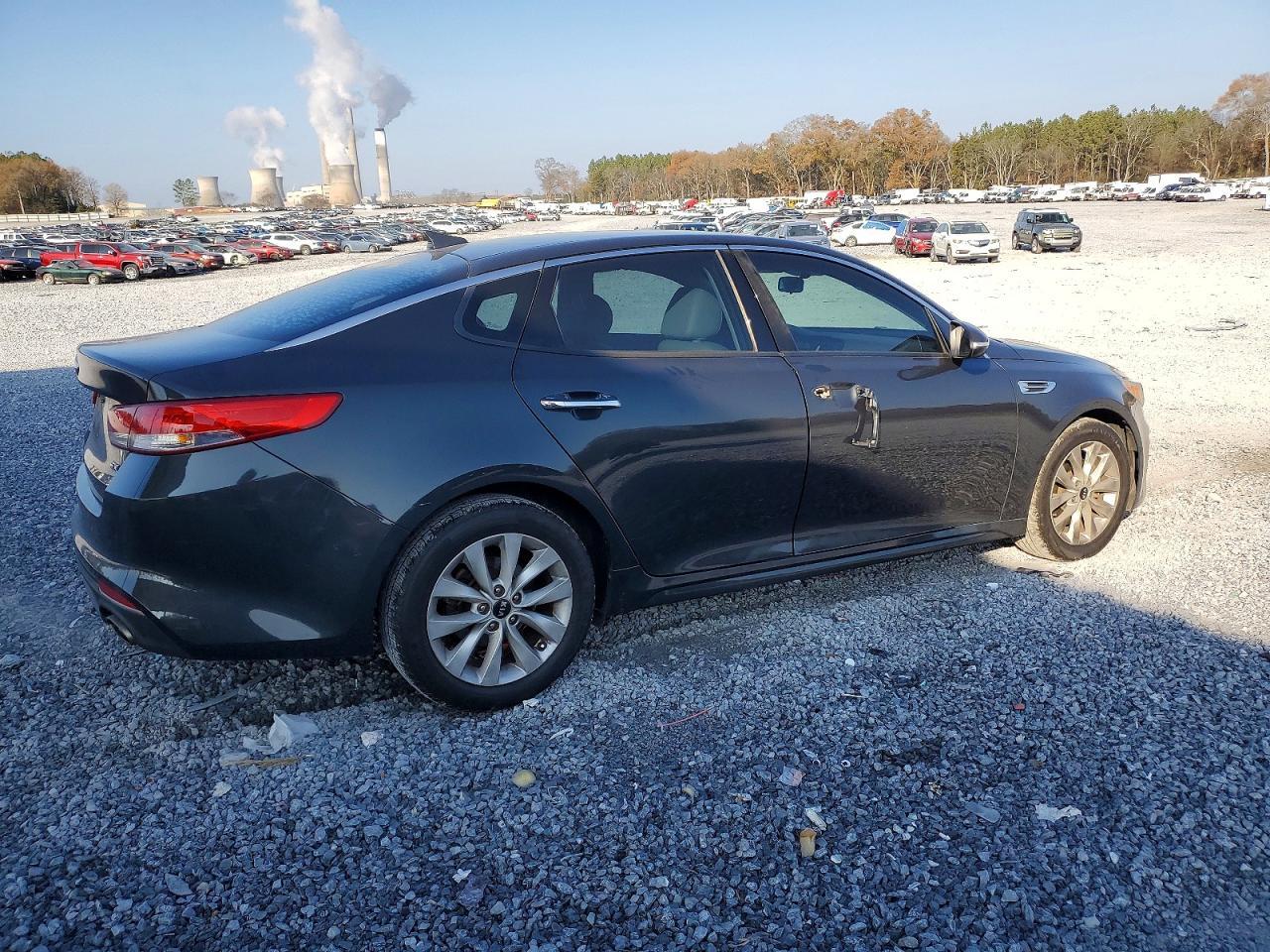 2016 Kia Optima Ex - Фото 3