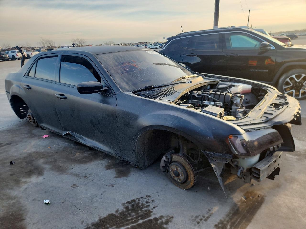 2011 Chrysler 300C - Фото 4