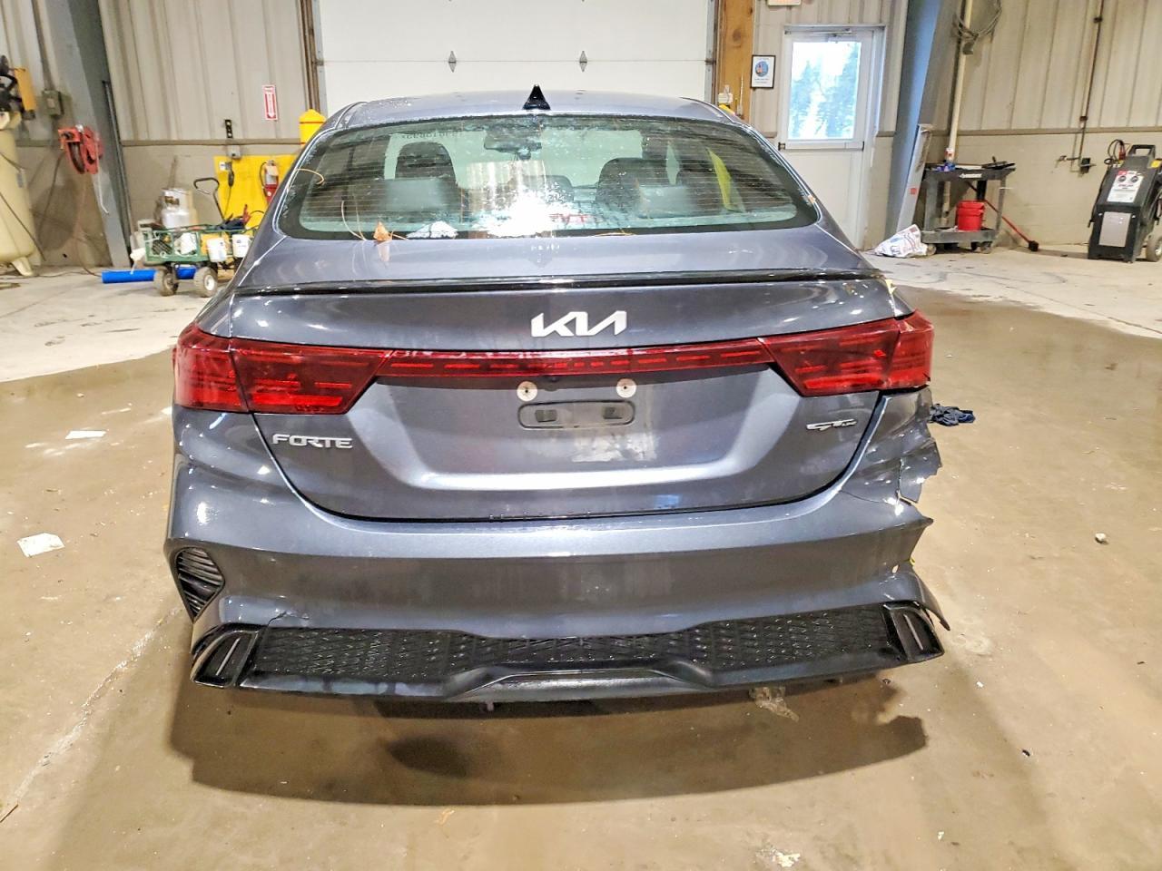 2022 Kia Forte Gt Line - Фото 6