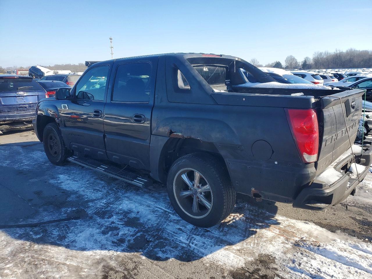 2002 Chevrolet Avalanche K1500 - Фото 2