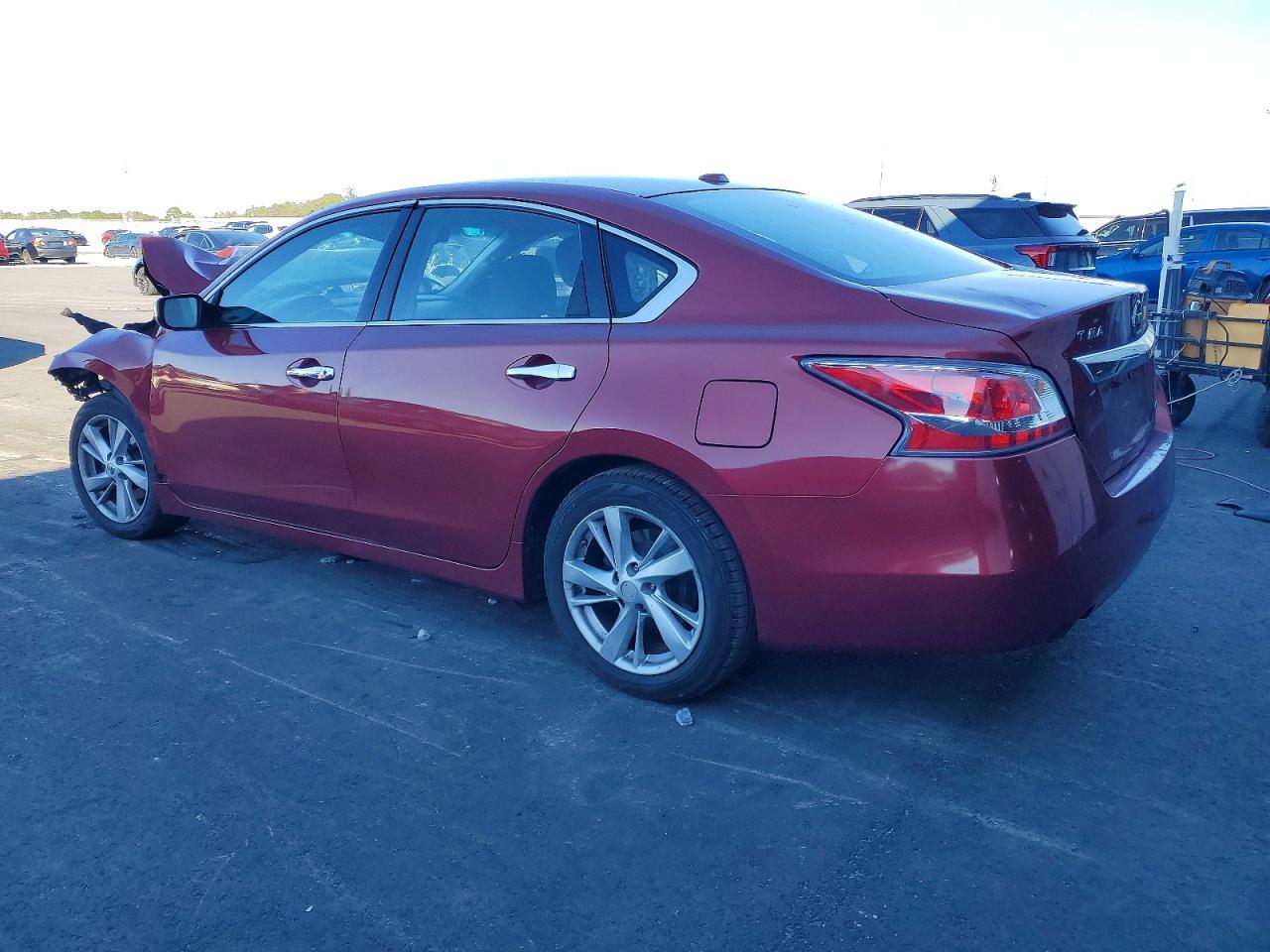 2014 Nissan Altima 2.5 - Image 2
