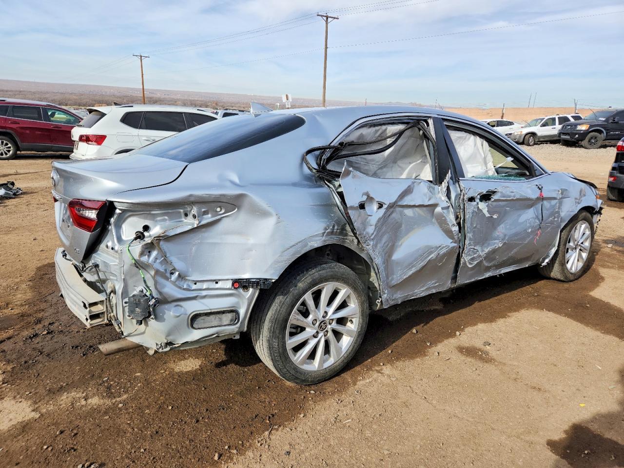 2024 Toyota Camry Le - Фото 3