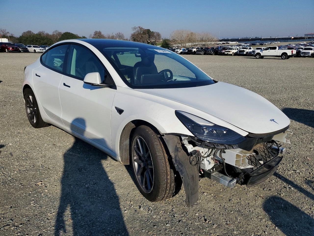 2021 Tesla Model 3 - Фото 4
