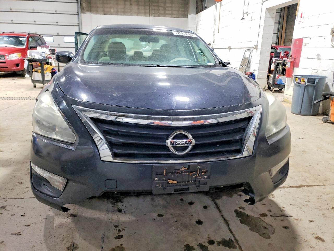 2015 Nissan Altima 2.5 - Фото 5