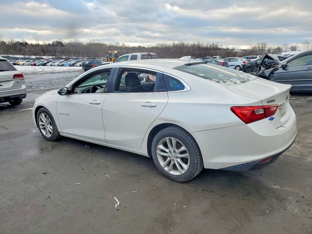 2017 Chevrolet Malibu Lt - Фото 2