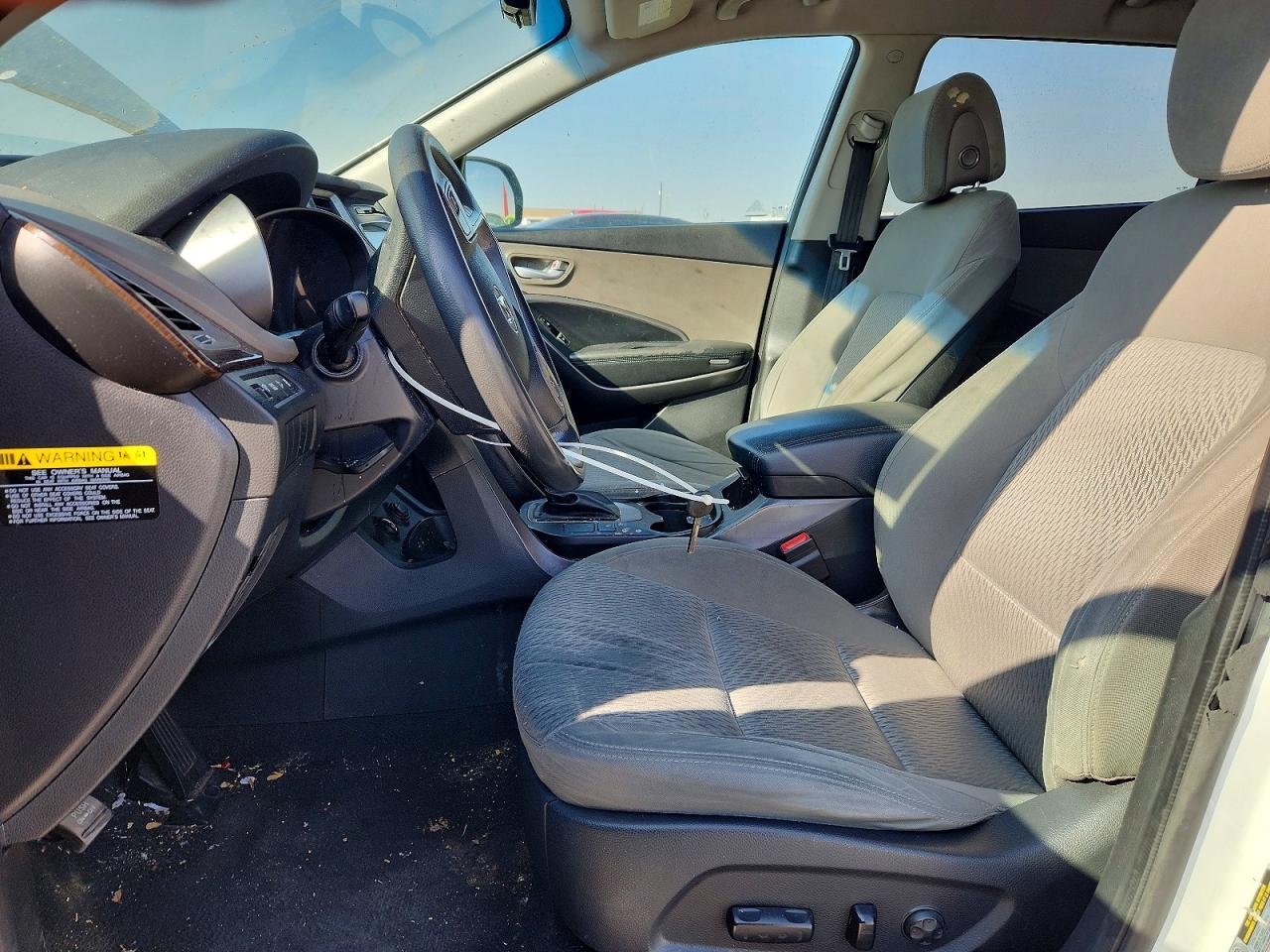 2017 Hyundai Santa Fe Se - Фото 7